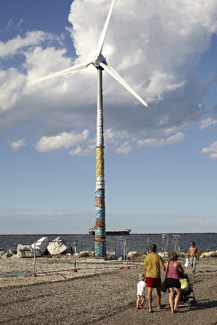 download off grid wind turbine